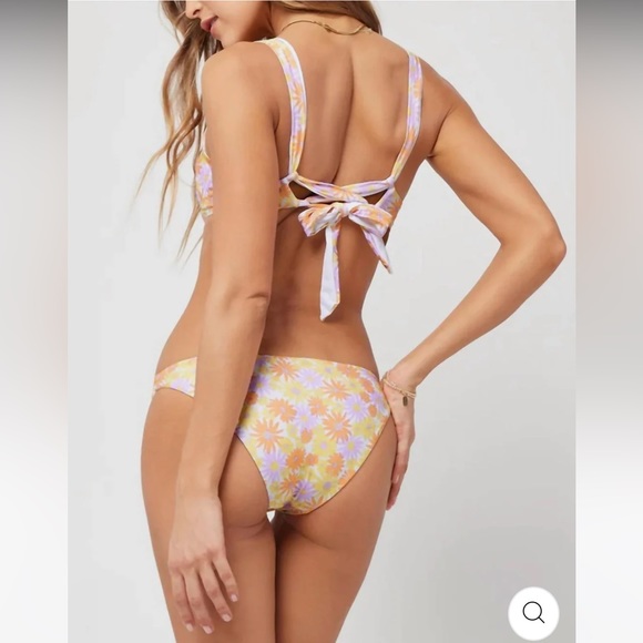 L*Space bikini set in ooopsie daisy print - Picture 10 of 10